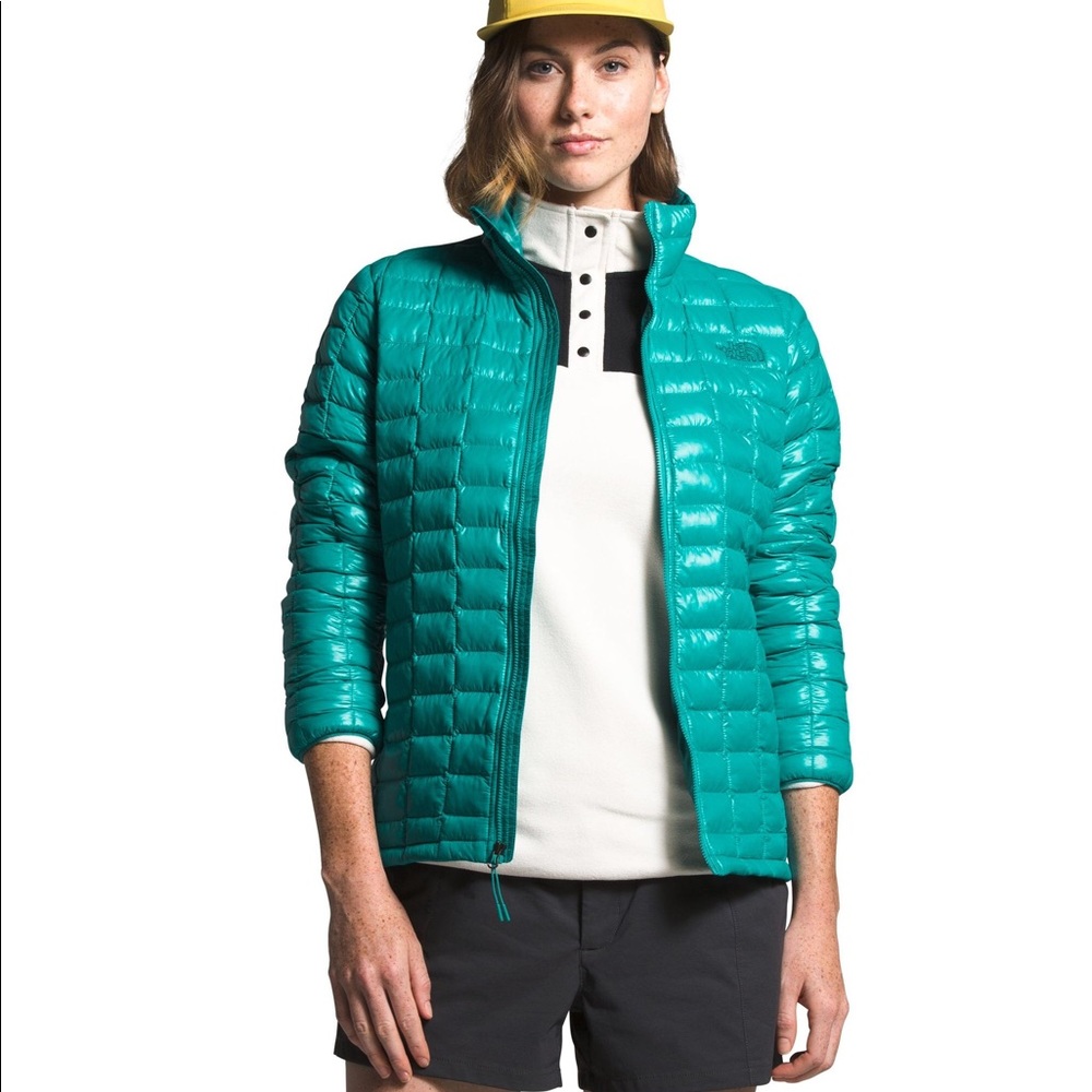 NWOT The North Face Thermoball Eco Jacket.